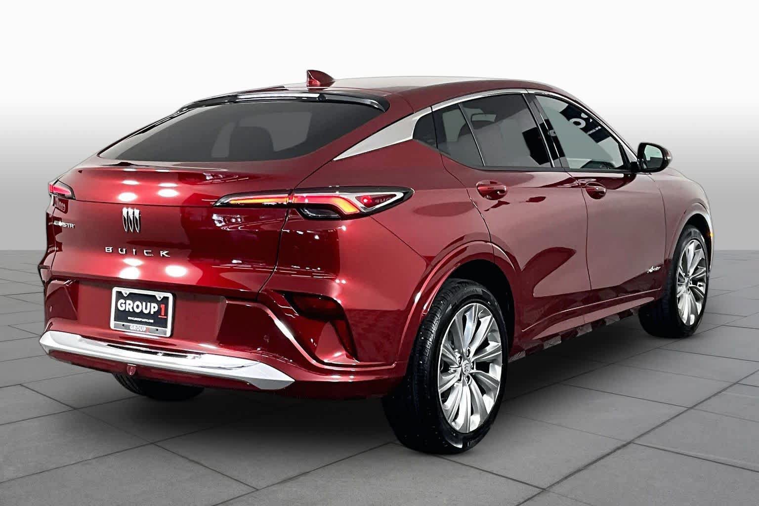 Certified 2025 Buick Envista Avenir FWD image 12