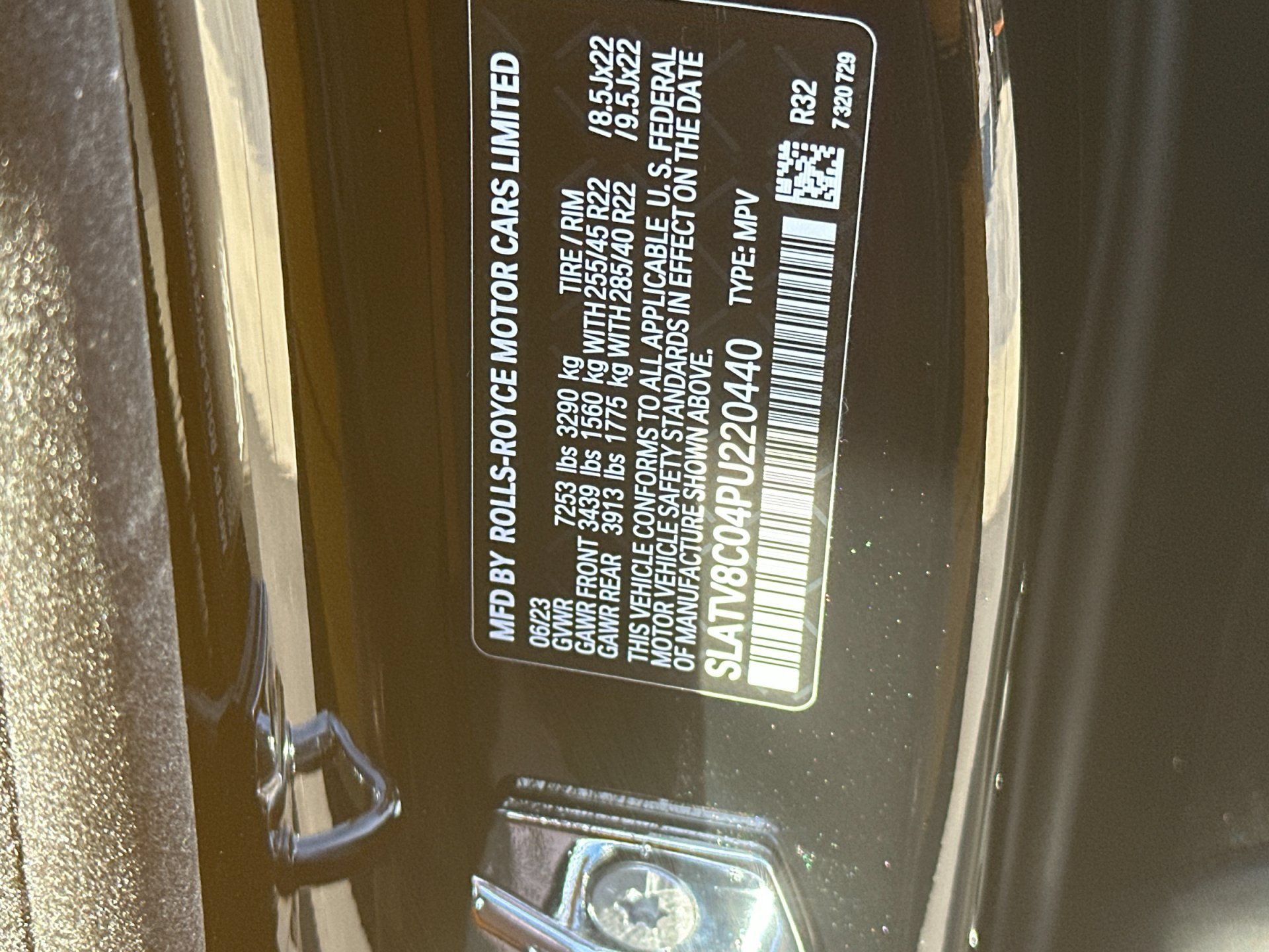 Certified 2023 Rolls-Royce Cullinan Black Badge w/ Driver's Package AWD/4WD image 34