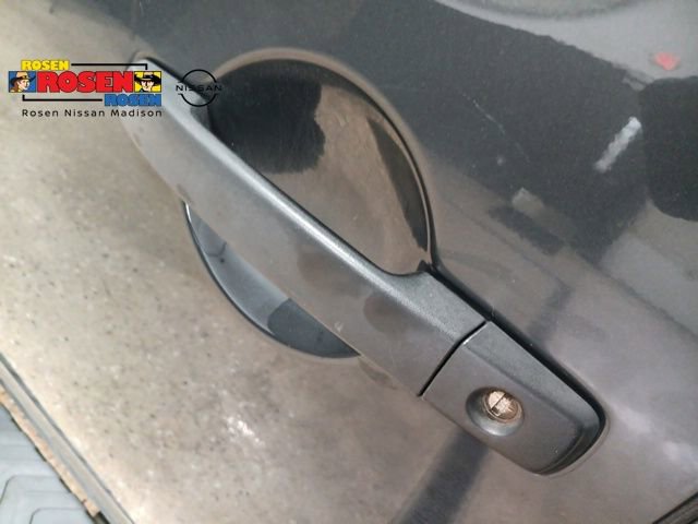 Used 2012 Nissan Xterra X AWD/4WD image 9