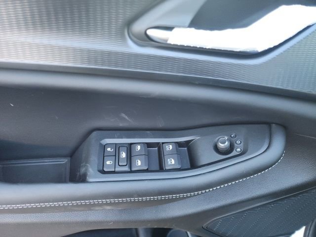 New 2025 Jeep Grand Cherokee Altitude image 14