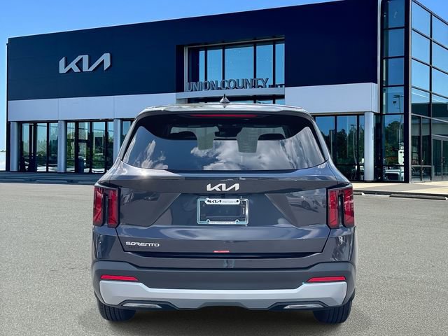 Certified 2026 Kia Sorento LX FWD image 5