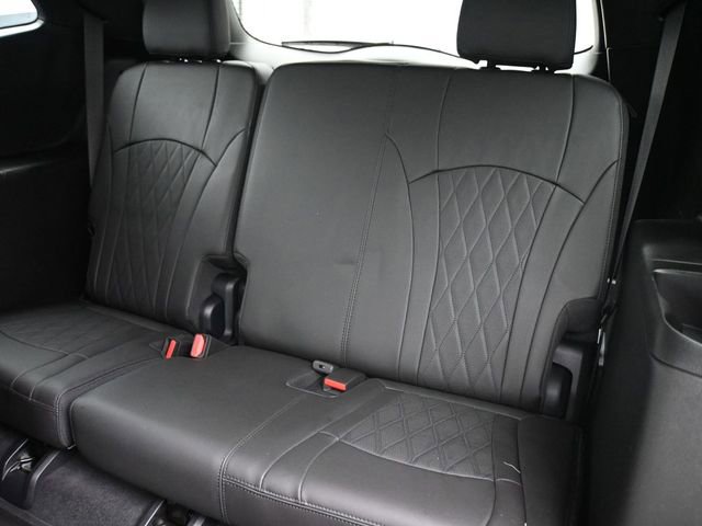 Used 2024 Buick Enclave Avenir w/ Avenir Technology Package image 13