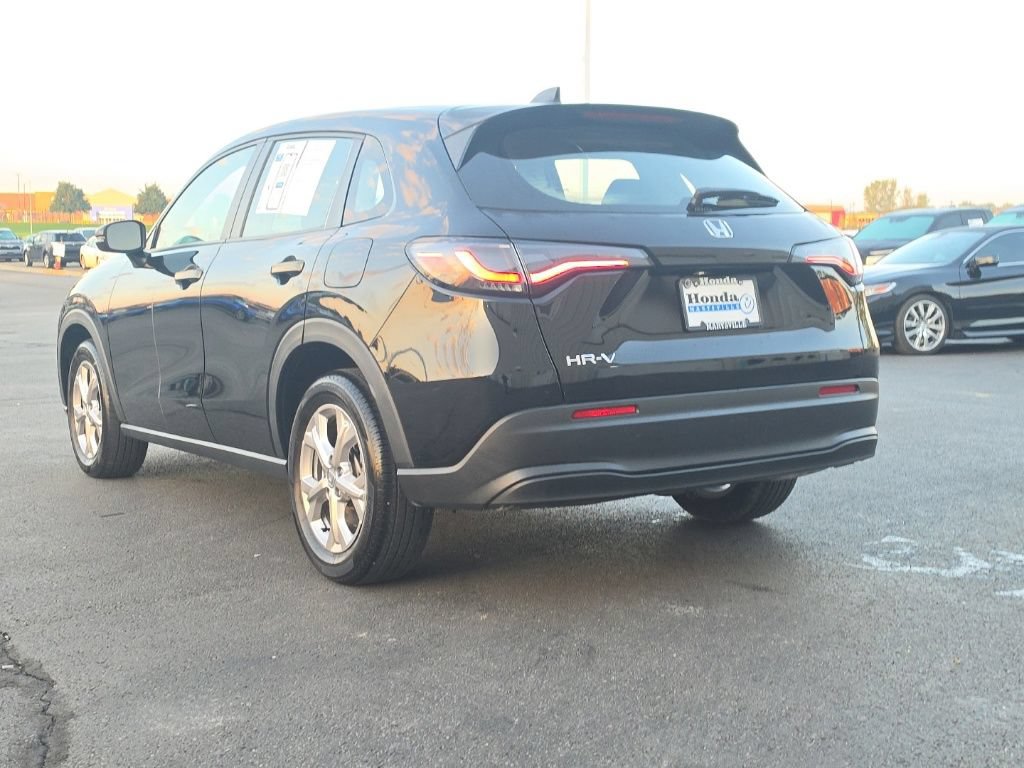 Used 2025 Honda HR-V LX image 5