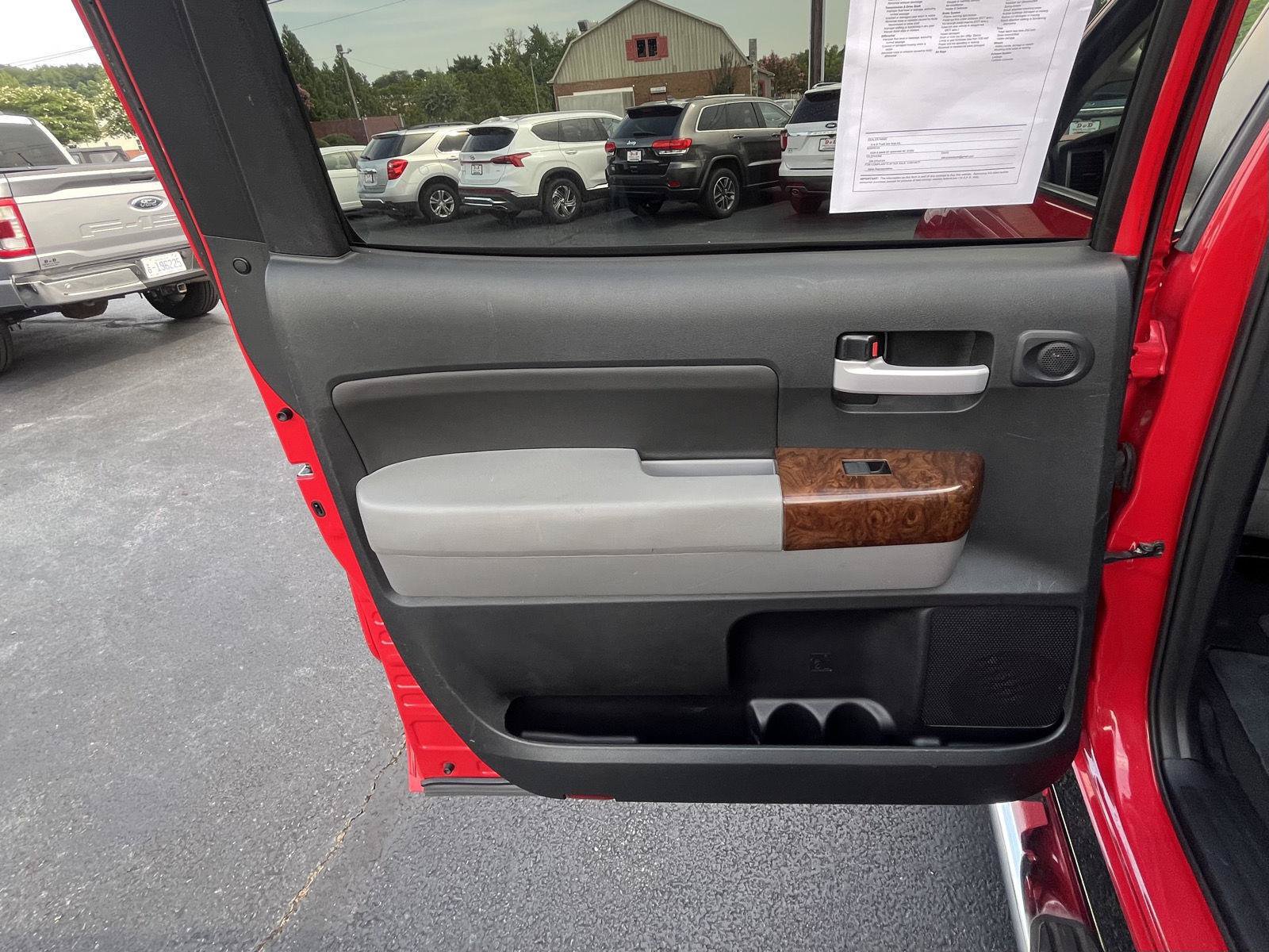 Used 2012 Toyota Tundra Limited w/ Memory Pkg RWD image 32