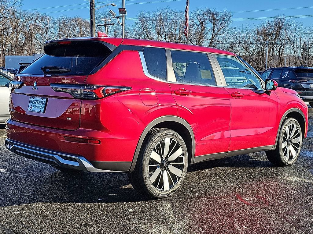 New 2026 Mitsubishi Outlander SE AWD/4WD image 4