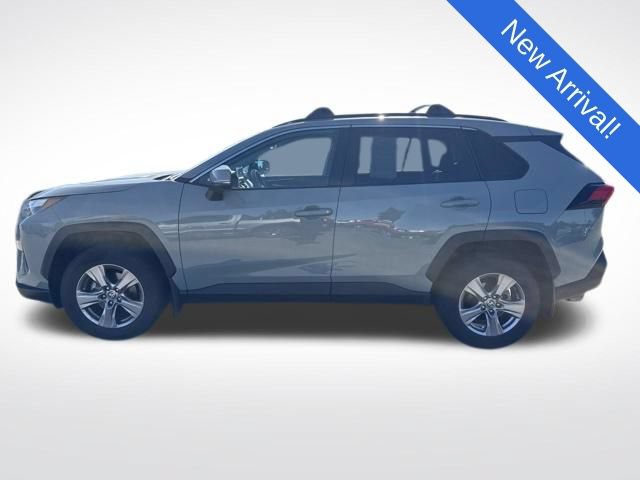 Used 2023 Toyota RAV4 XLE w/ Convenience Package AWD/4WD image 4