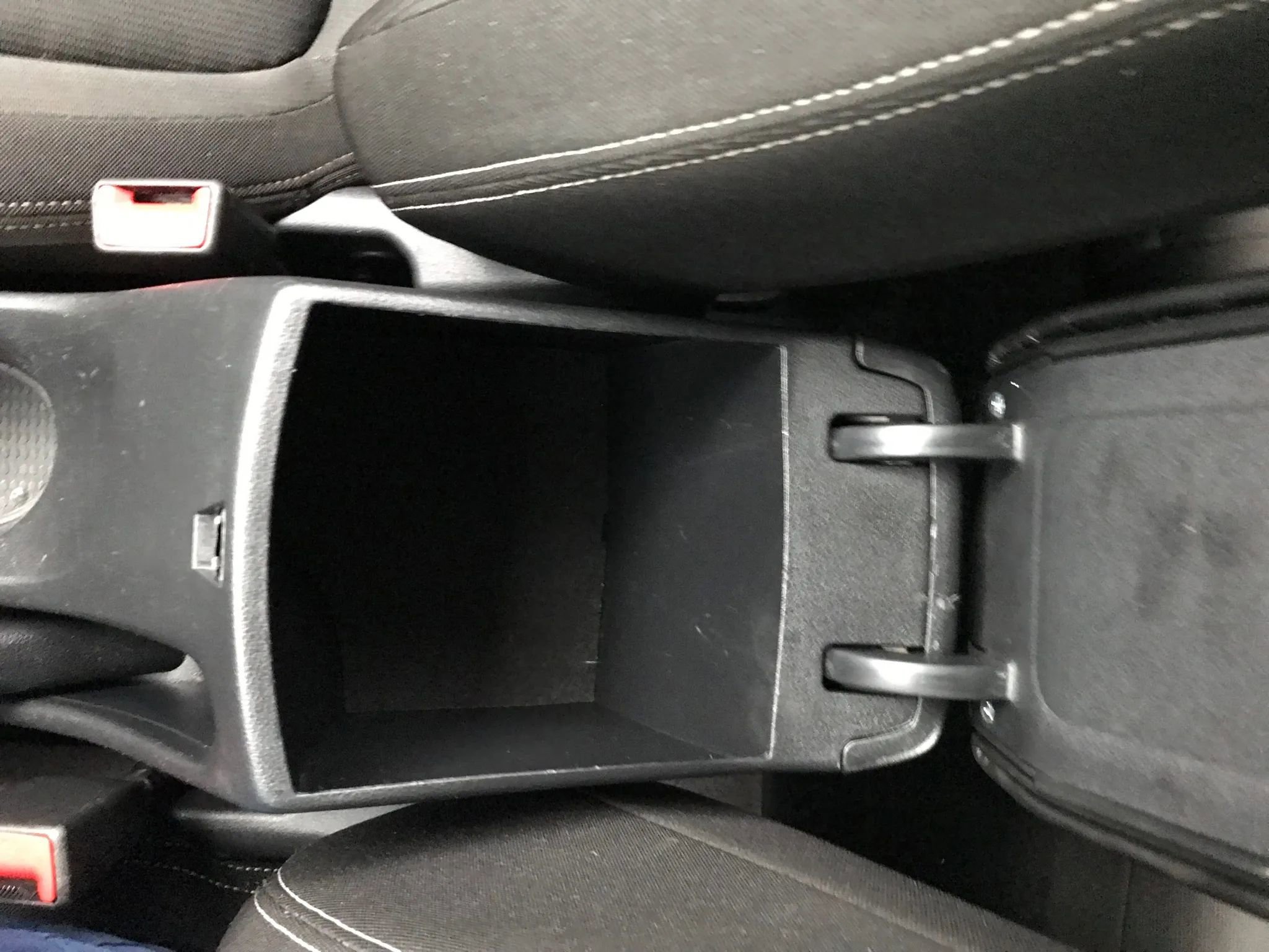 Used 2020 Hyundai Venue SEL w/ Convenience Package image 28