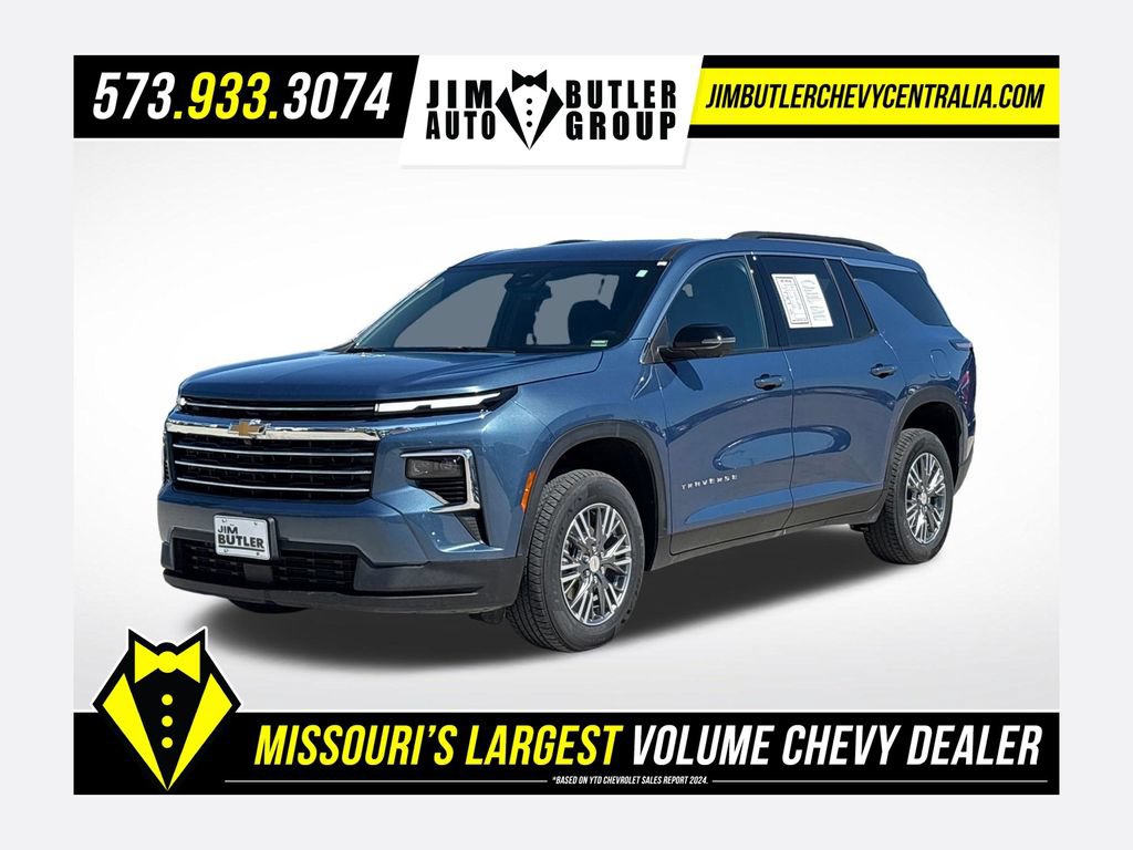 Used 2025 Chevrolet Traverse LT w/ Driver Confidence Package