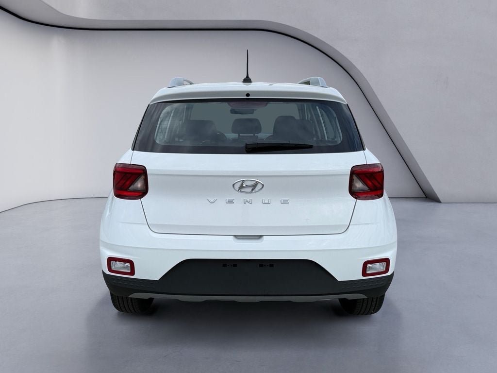 New 2026 Hyundai Venue SEL FWD image 4