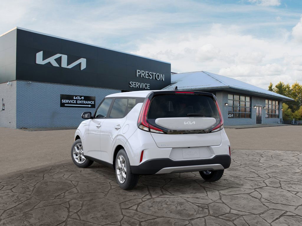 New 2025 Kia Soul LX image 4