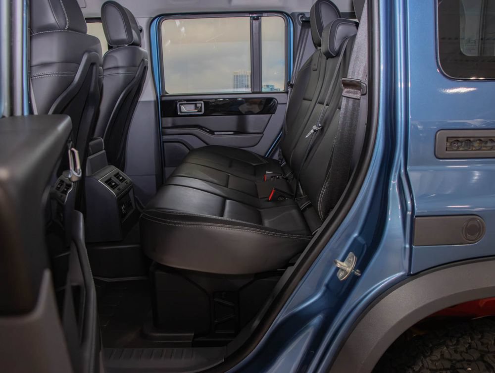 Used 2024 INEOS Grenadier Station Wagon AWD/4WD image 20