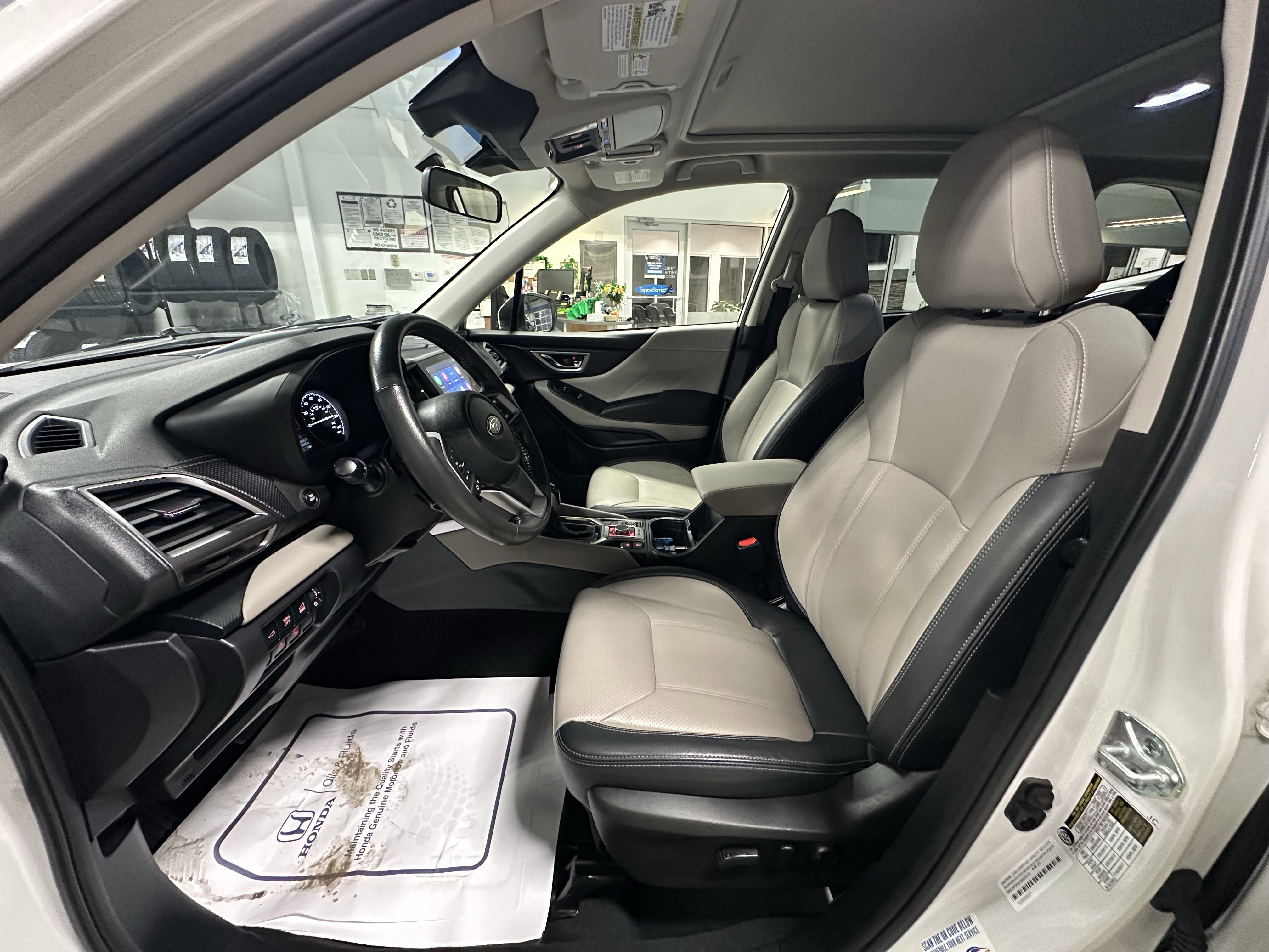 Used 2023 Subaru Forester Limited image 8