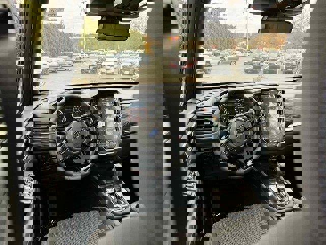 New 2025 Subaru Forester Premium image 18