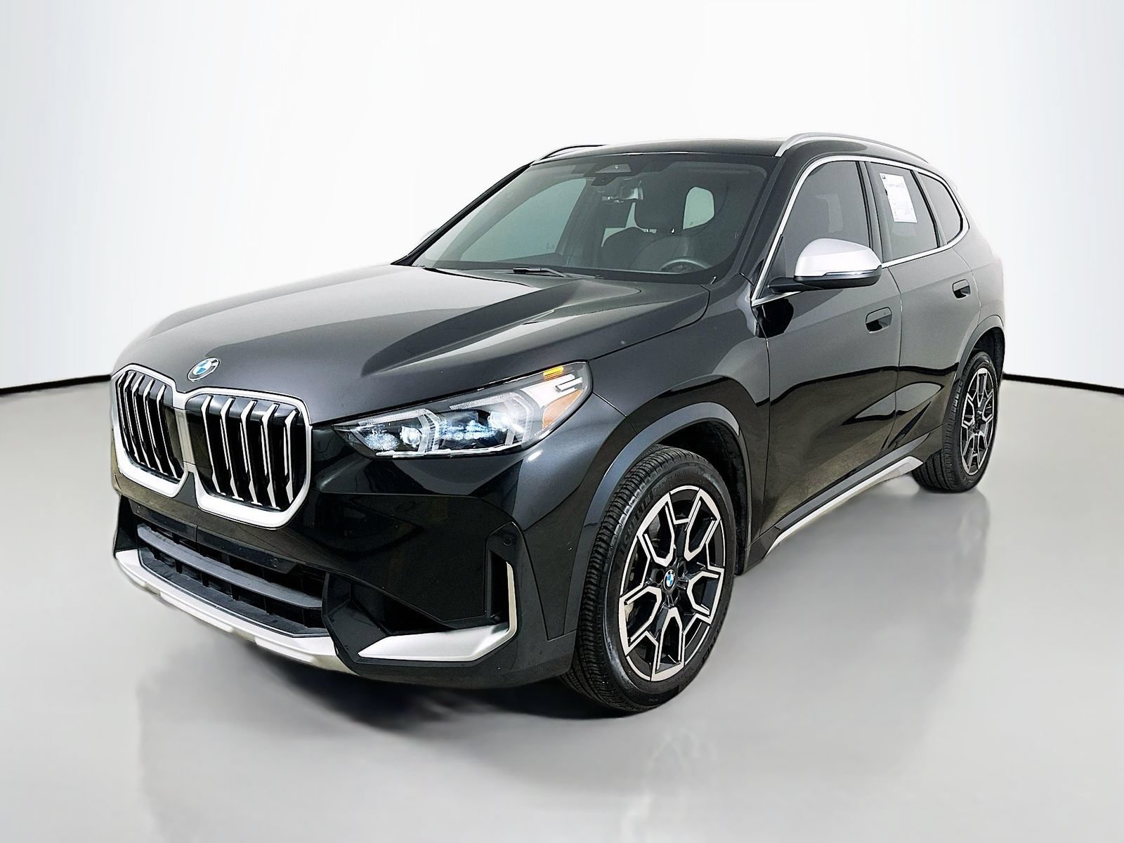 Used 2024 BMW X1 xDrive28i w/ Convenience Package