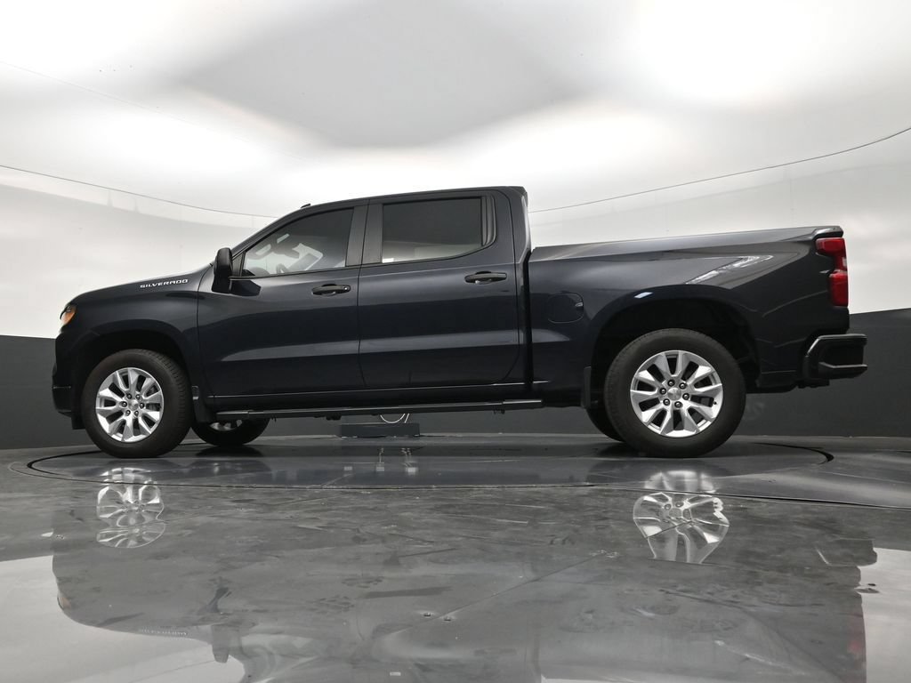 Used 2022 Chevrolet Silverado 1500 Custom RWD image 18