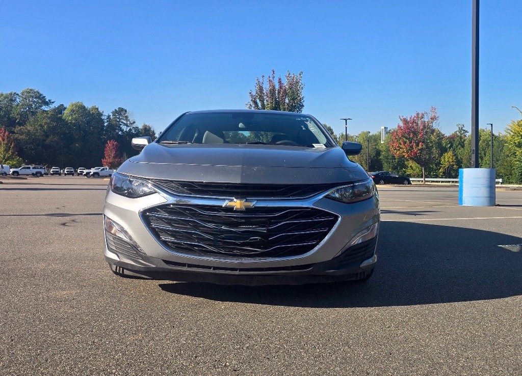 Used 2025 Chevrolet Malibu LT FWD image 5