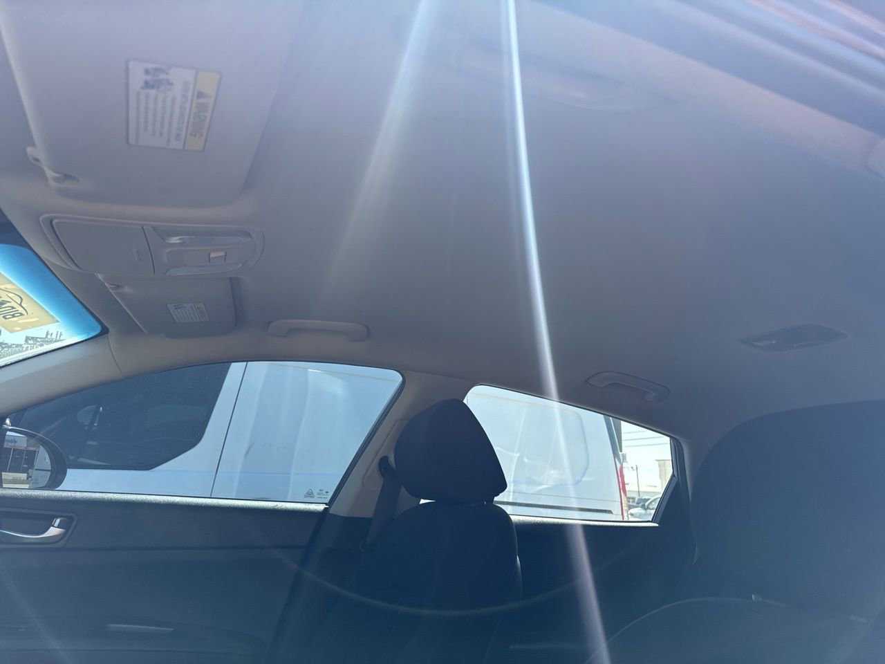 Used 2020 Kia Optima LX image 8