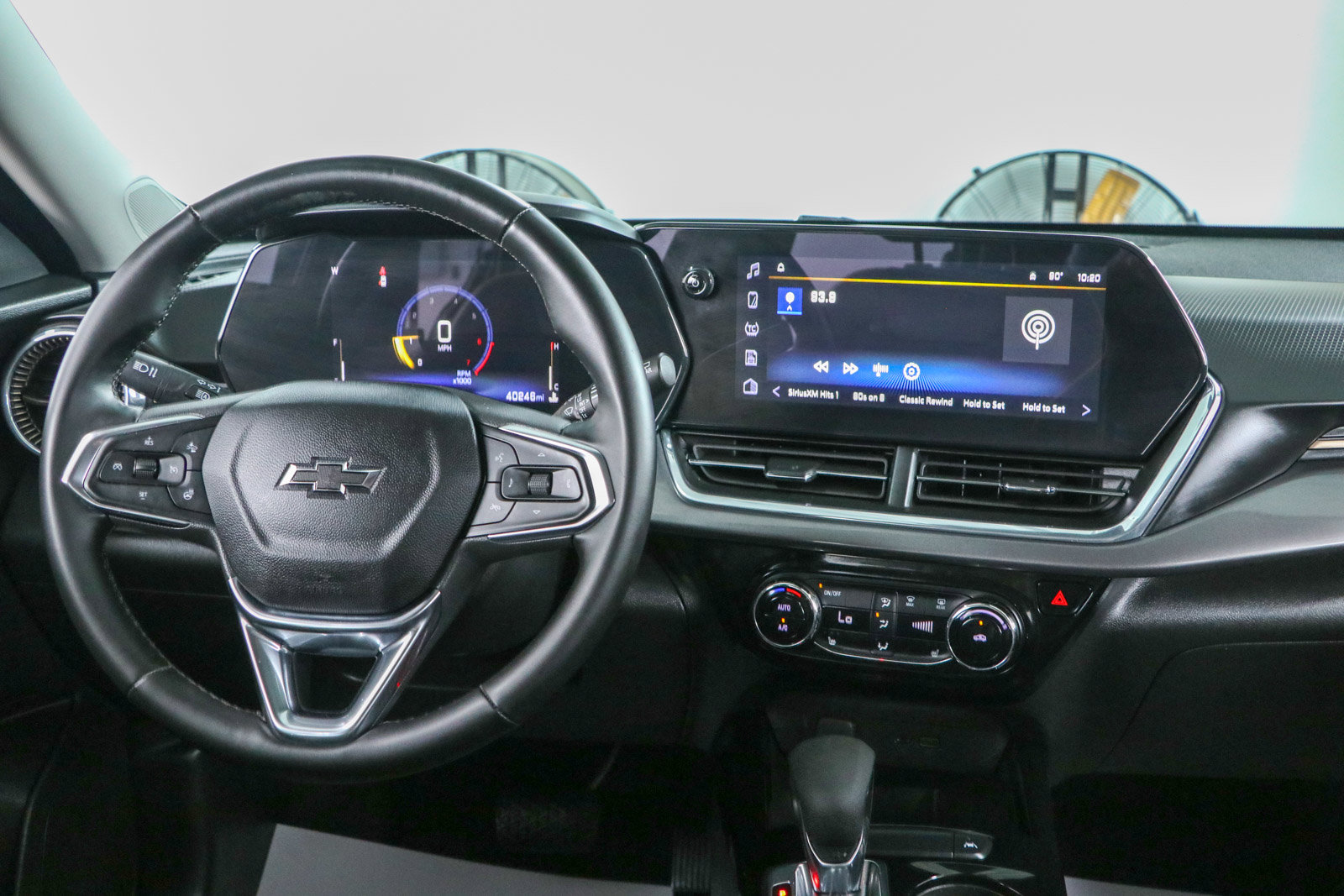 Used 2025 Chevrolet Trax ACTIV w/ Driver Confidence Package FWD image 17
