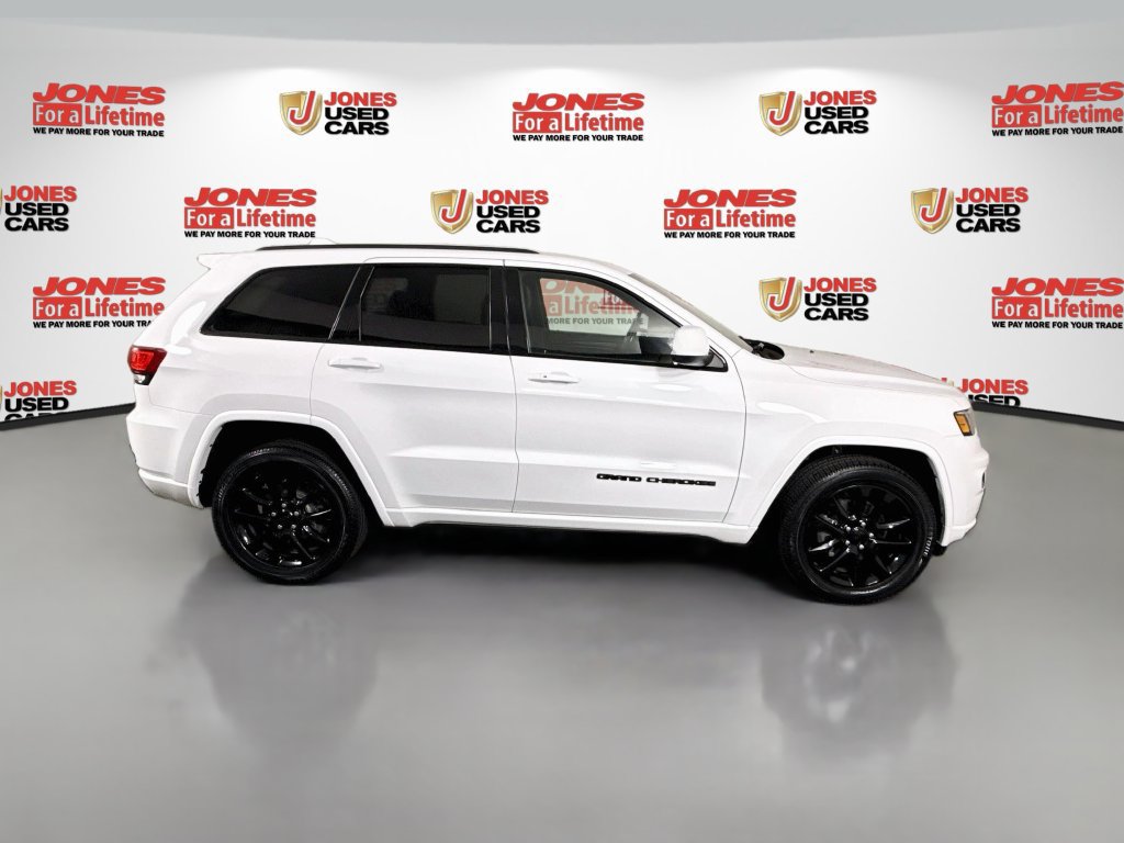 Used 2020 Jeep Grand Cherokee Altitude AWD/4WD image 18