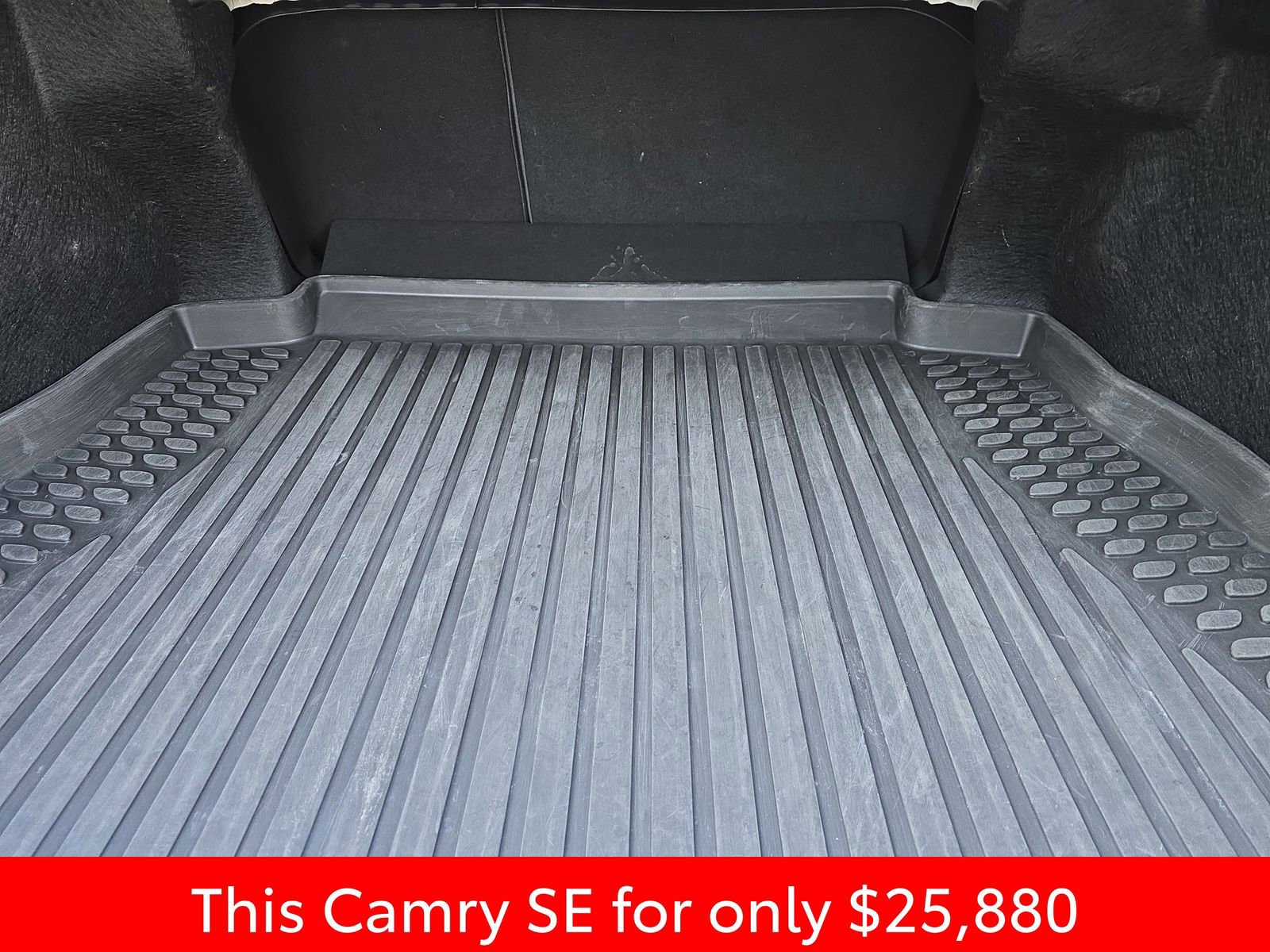 Used 2023 Toyota Camry SE image 18