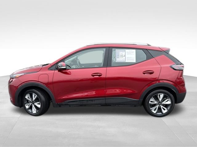 Certified 2023 Chevrolet Bolt EUV LT w/ Convenience Package FWD image 2