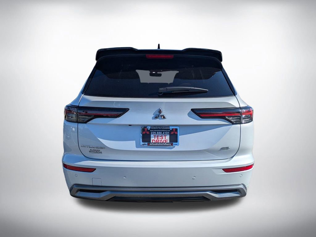 New 2026 Mitsubishi Outlander SEL image 4