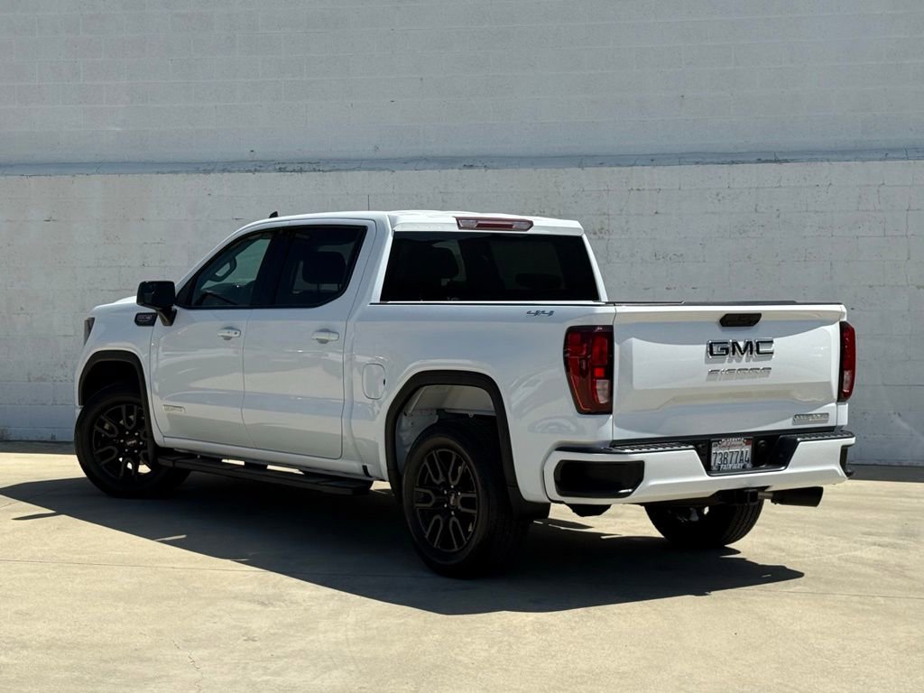 Used 2024 GMC Sierra 1500 Elevation w/ LPO, Elevation Black Package AWD/4WD image 4