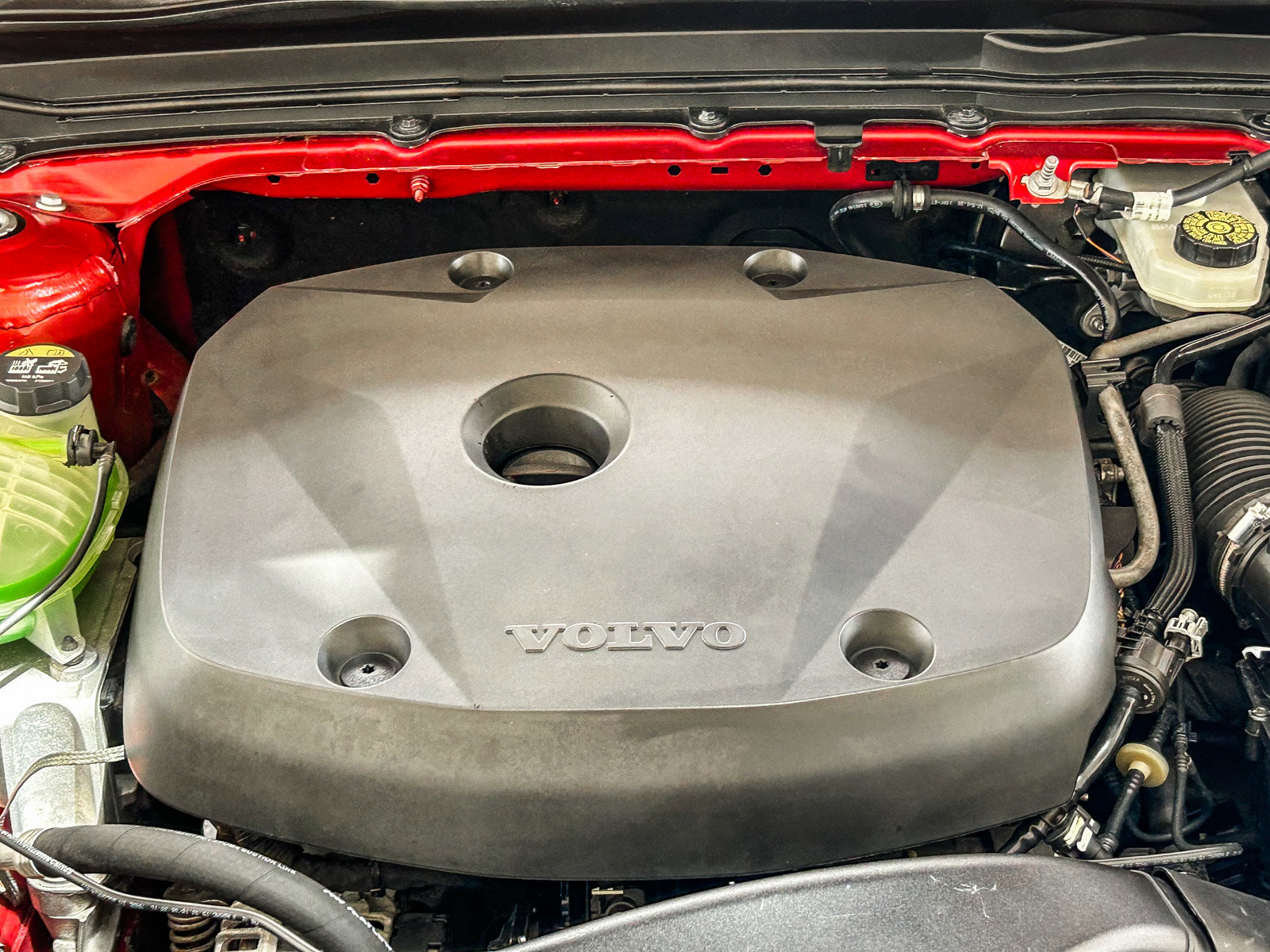 Used 2019 Volvo XC40 T4 Momentum FWD image 26