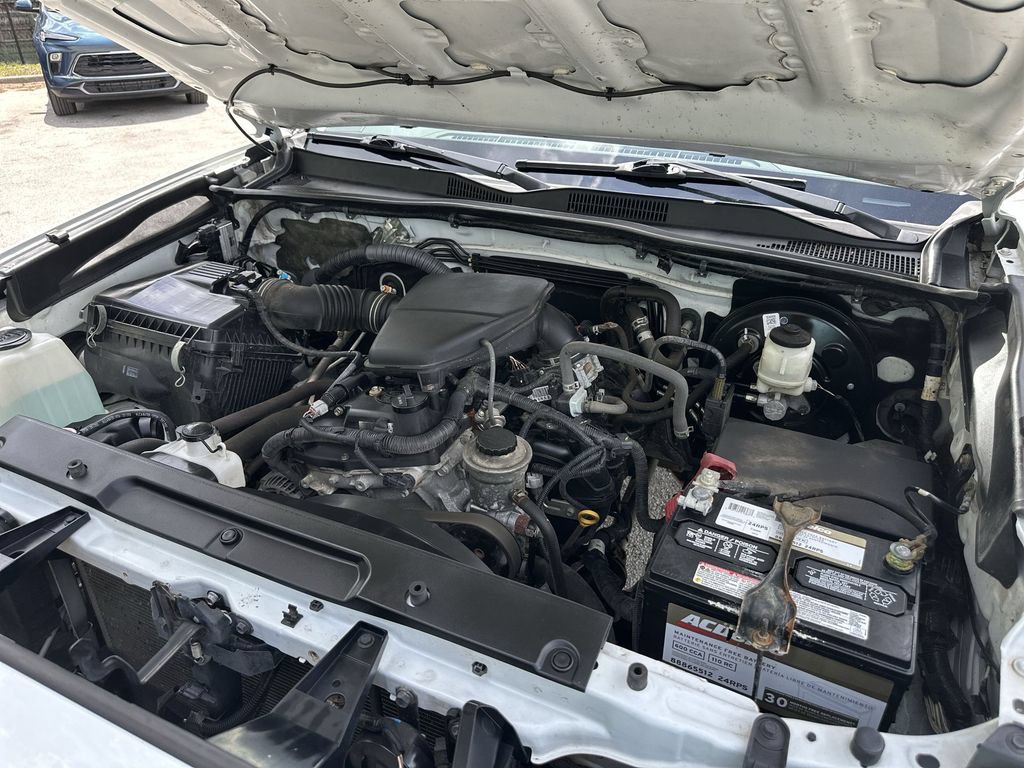 Used 2021 Toyota Tacoma SR AWD/4WD image 29
