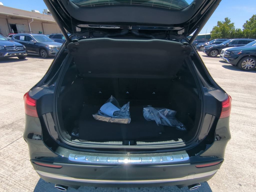 Certified 2024 Mercedes-Benz GLA 35 AMG 4MATIC image 25