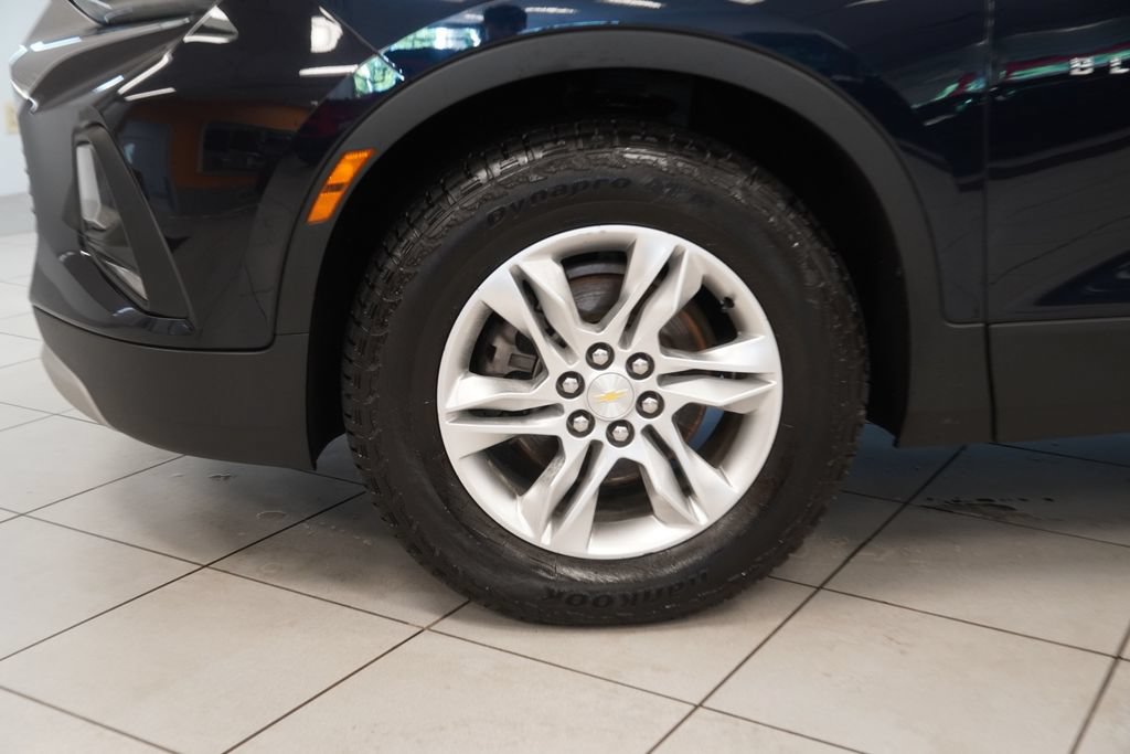 Used 2021 Chevrolet Blazer LT AWD/4WD image 16