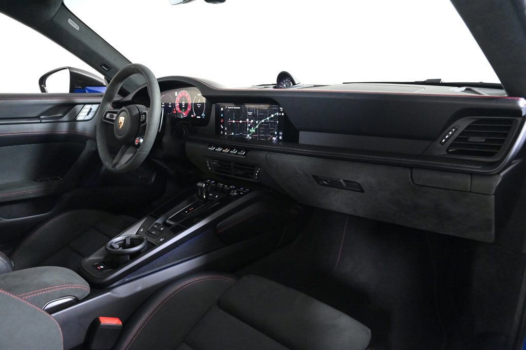 Certified 2025 Porsche 911 Carrera GTS image 18