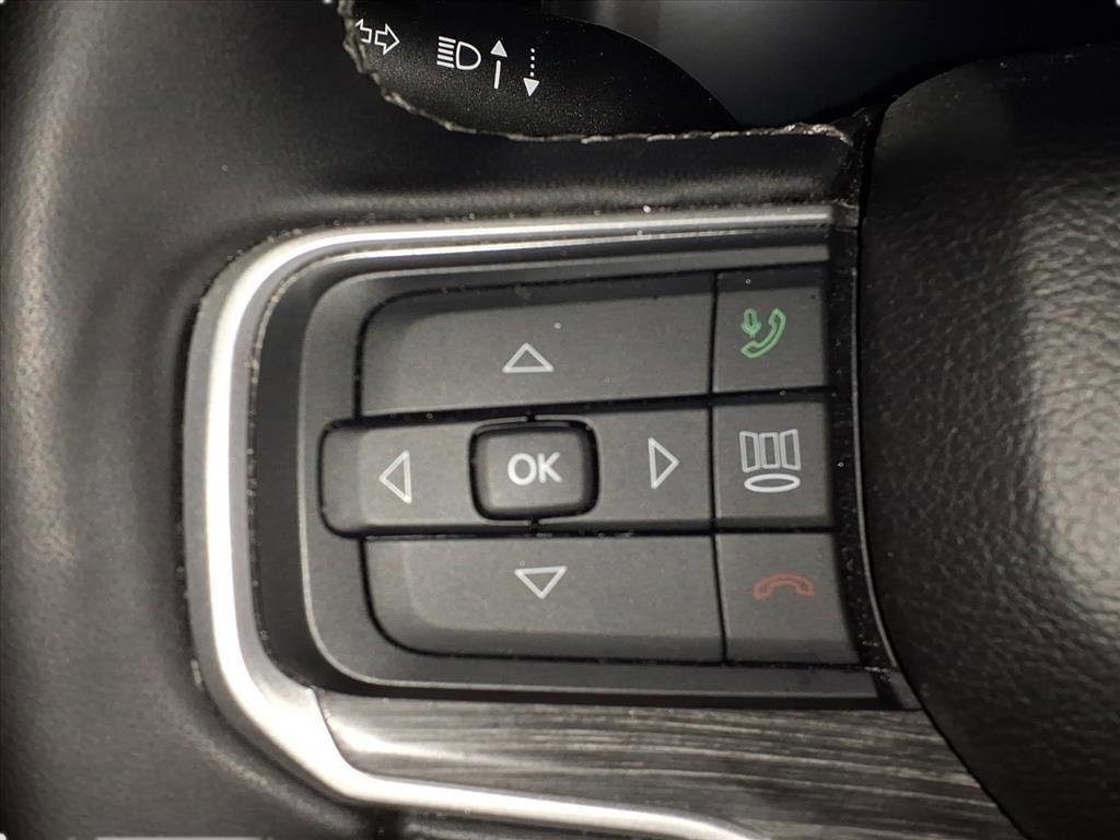 Used 2024 Jeep Wagoneer Series II w/ Flexible Seating Group image 28