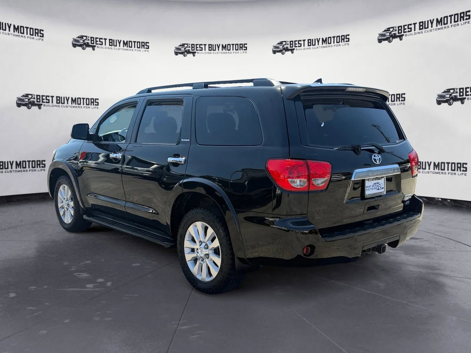 Used 2016 Toyota Sequoia Platinum image 6