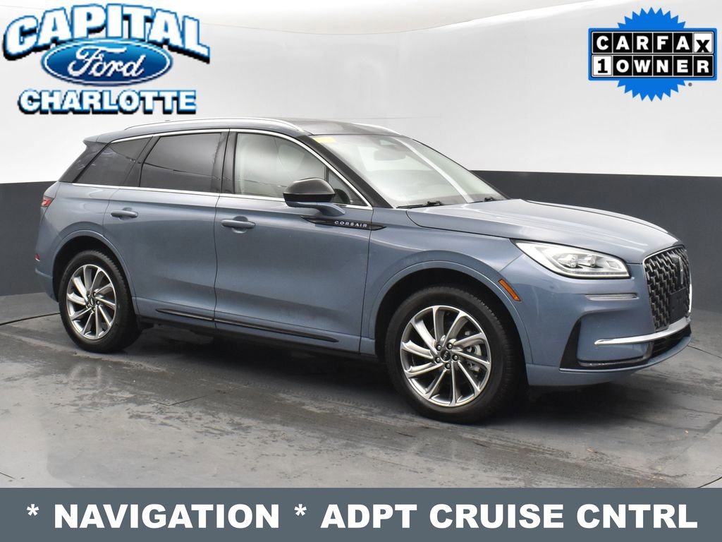 Used 2024 Lincoln Corsair Grand Touring image 3