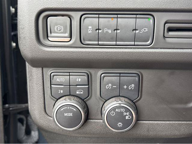 Used 2021 Chevrolet Tahoe LT AWD/4WD image 29