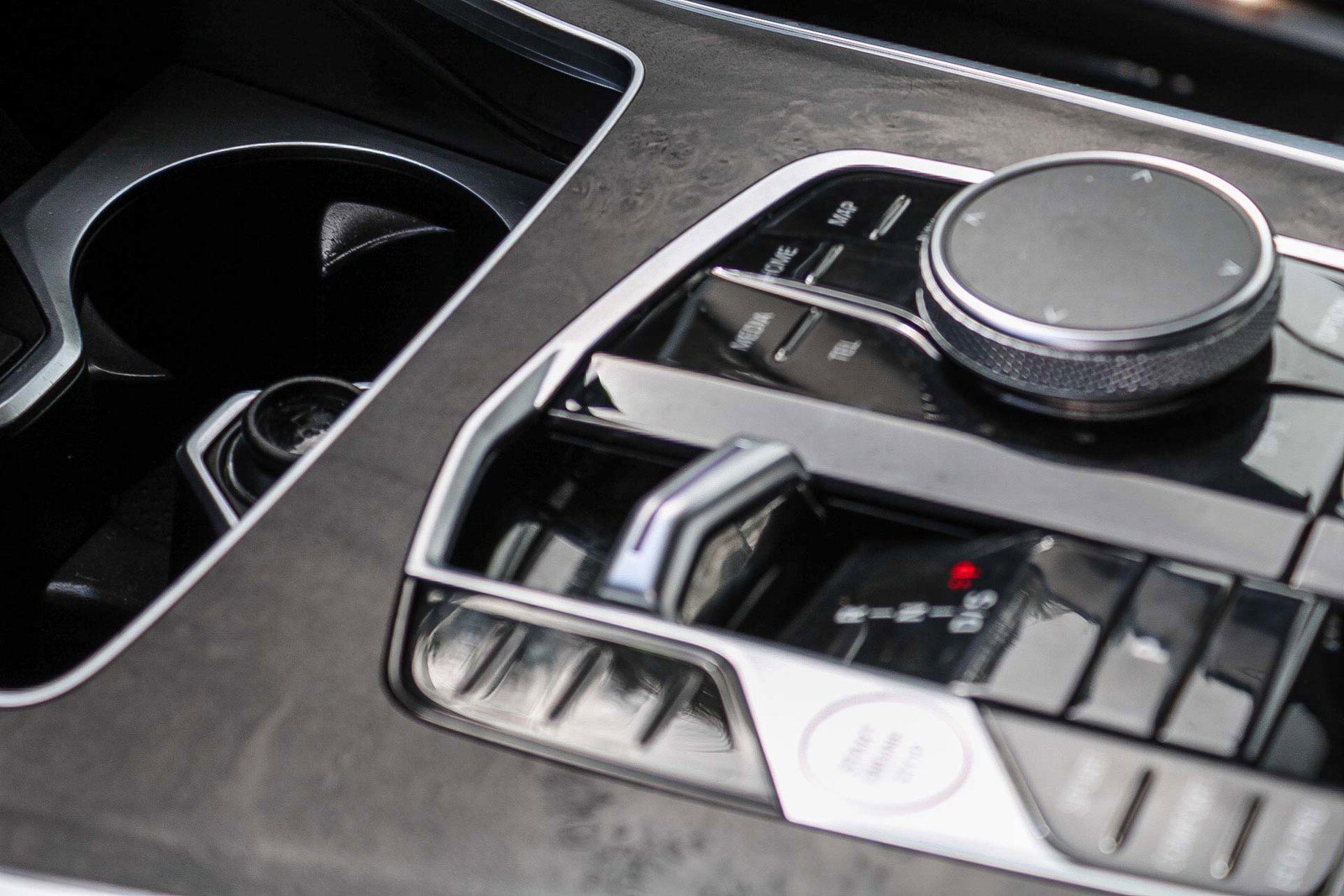 Used 2023 BMW X7 xDrive40i w/ Premium Package image 19