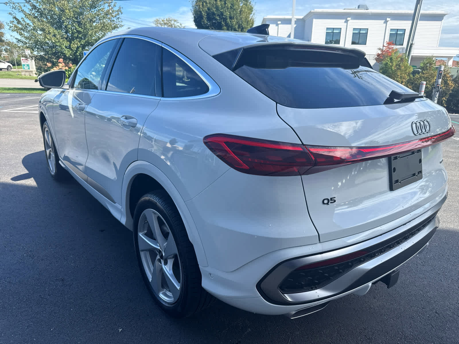 New 2025 Audi Q5 Premium Plus image 6