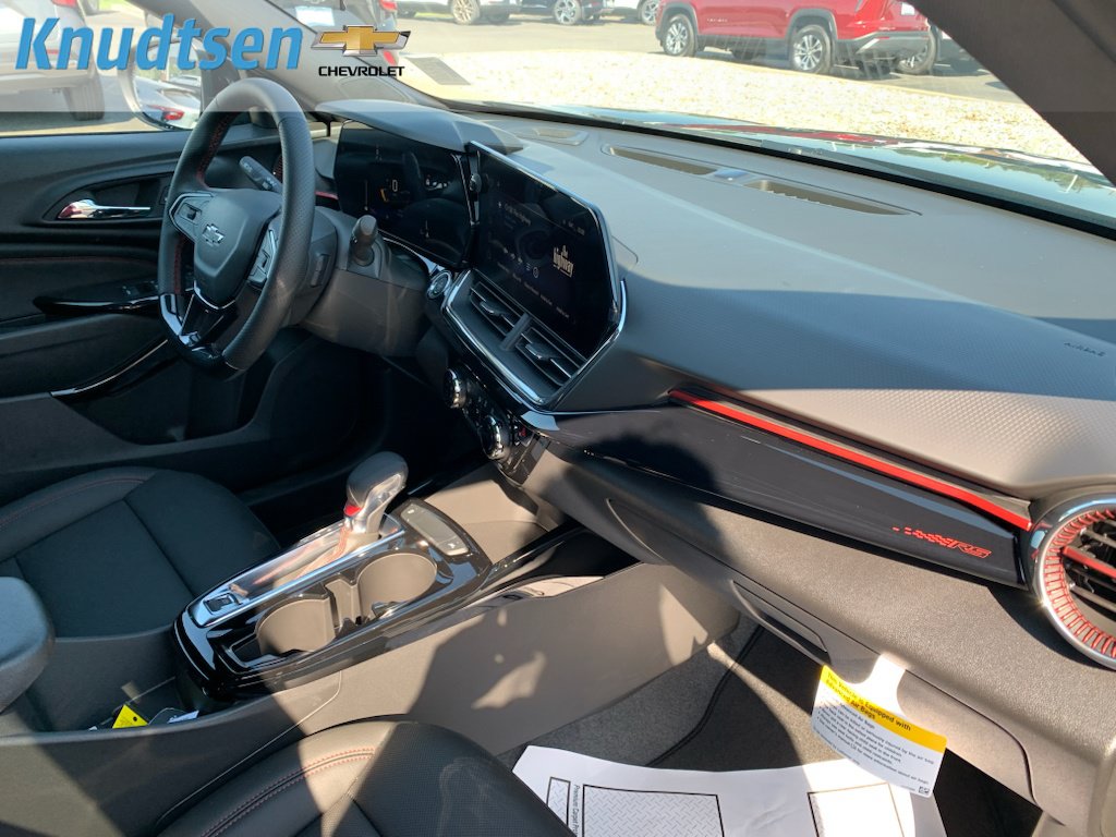 New 2026 Chevrolet Trax RS w/ Driver Confidence Package FWD image 12