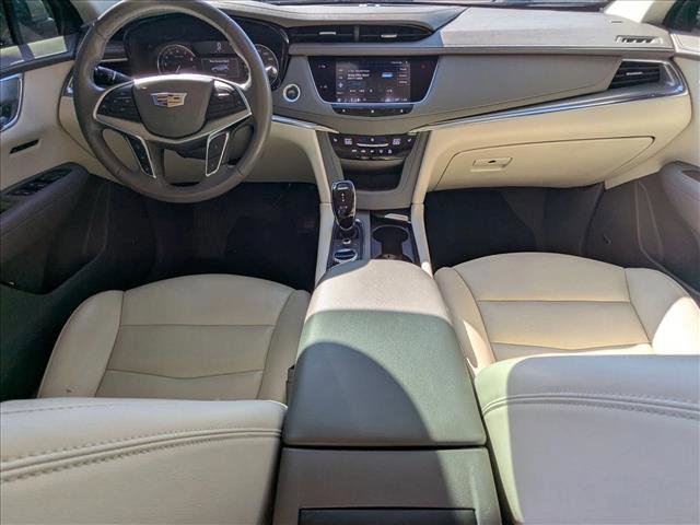 Used 2020 Cadillac XT5 Premium Luxury image 16