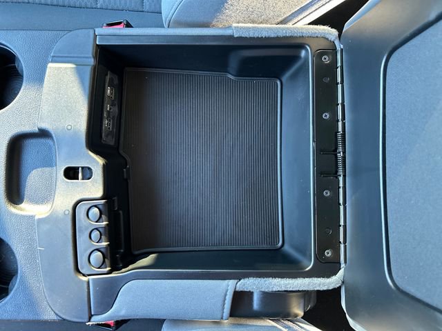 Used 2018 RAM 2500 Tradesman w/ Chrome Appearance Group image 26