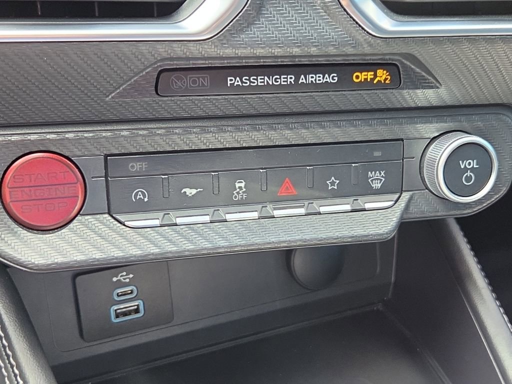 Used 2025 Ford Mustang GT Premium image 30