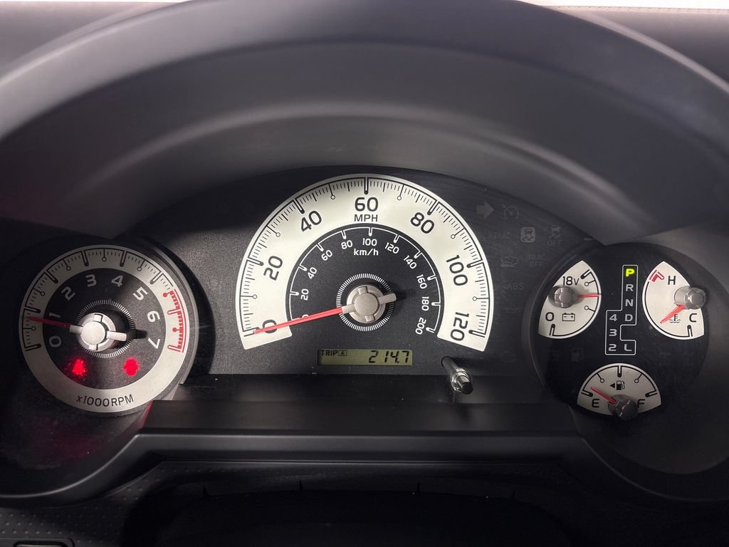 Used 2014 Toyota FJ Cruiser 4WD w/ Upgrade Package image 20