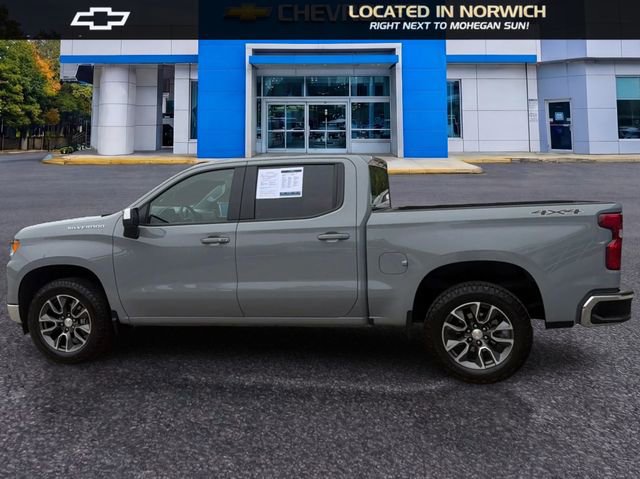 Used 2024 Chevrolet Silverado 1500 LT AWD/4WD image 8