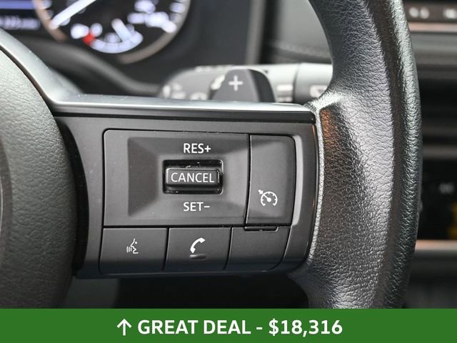 Used 2024 Nissan Rogue S image 33