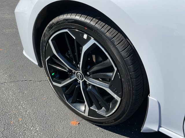 Used 2025 Nissan Altima 2.5 SR w/ SR Premium Package FWD image 13