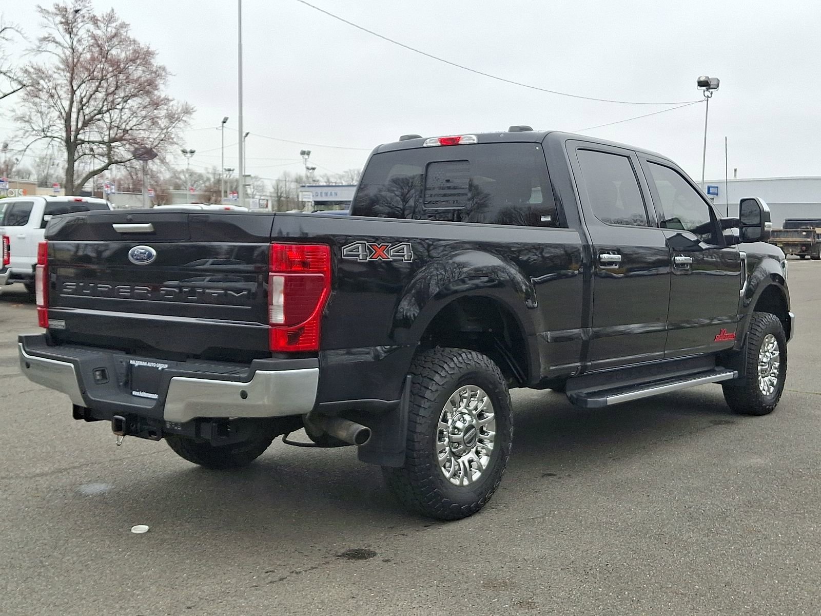 Used 2021 Ford F350 XLT w/ XLT Premium Package image 7