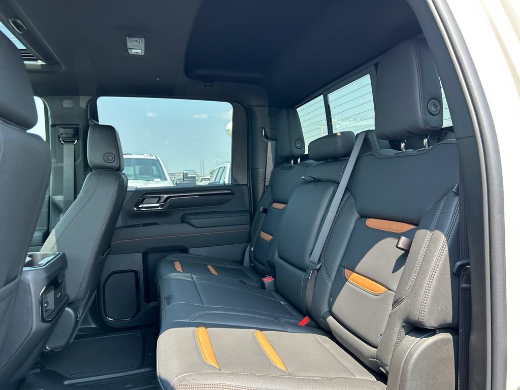 New 2026 GMC Sierra 2500 AT4 w/ AT4 Premium Plus Package AWD/4WD image 36