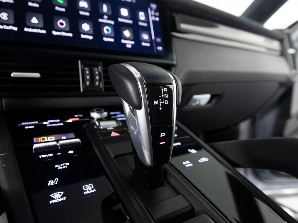 Certified 2022 Porsche Cayenne Turbo GT AWD/4WD image 28