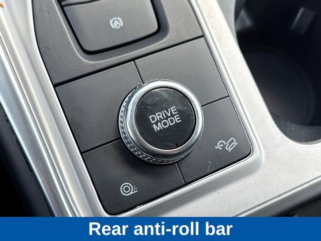 Used 2023 Ford Explorer XLT w/ Equipment Group 202A AWD/4WD image 31